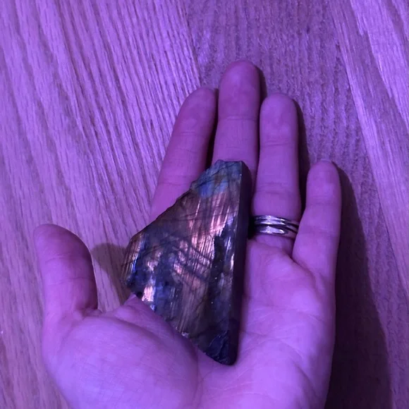 Labradorite - Picture 4 of 5